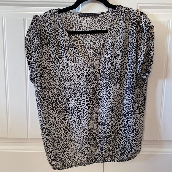 Zara white leopard top - Picture 1 of 2